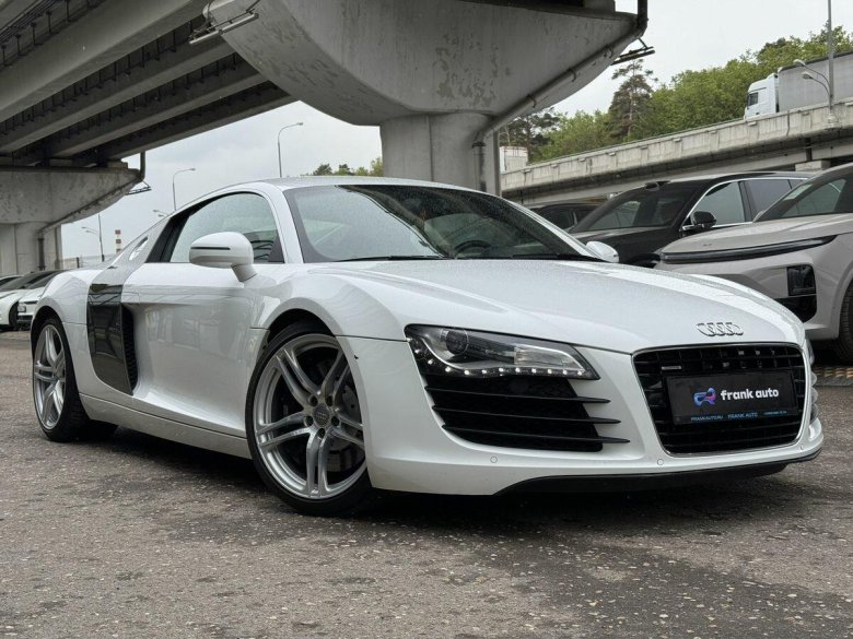 Ауди r 8 2008