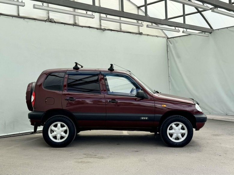 Нива шевроле 2004