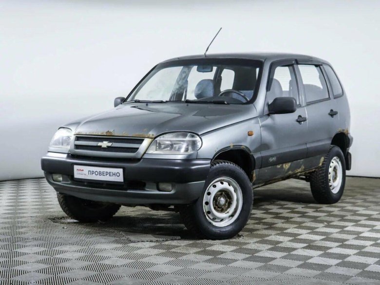 Нива Шевроле 2005 года