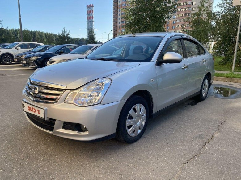 Nissan Almera 2015