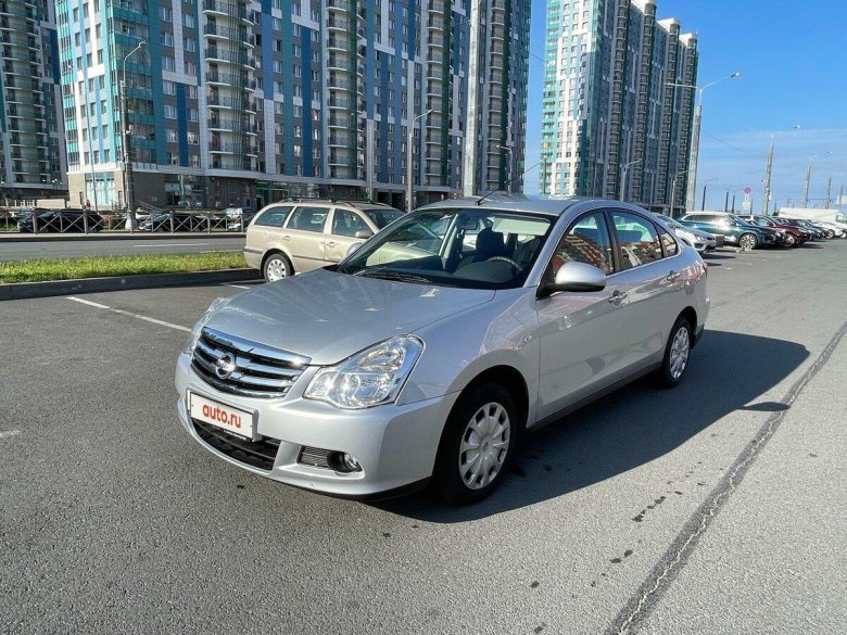 Ниссан Альмера серебристый