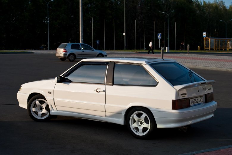 Лада 2113 белая