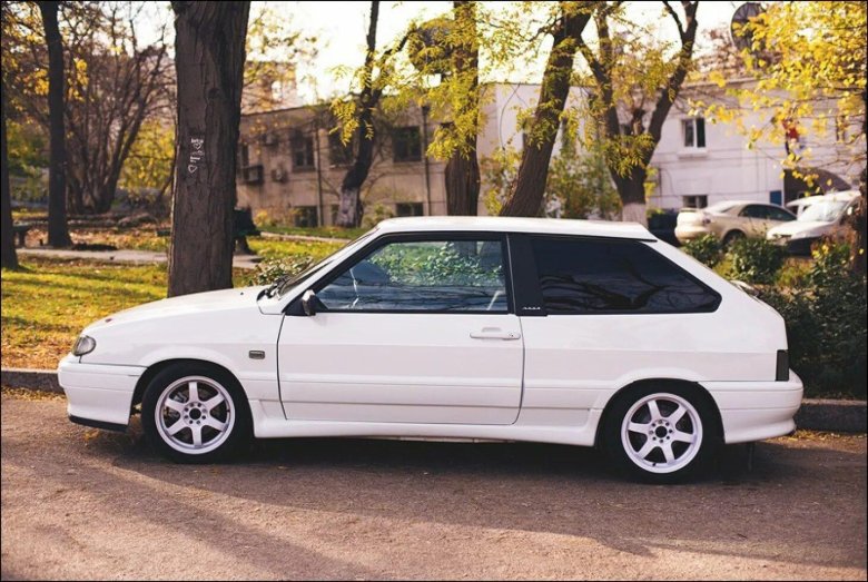 Лада 2113 белая