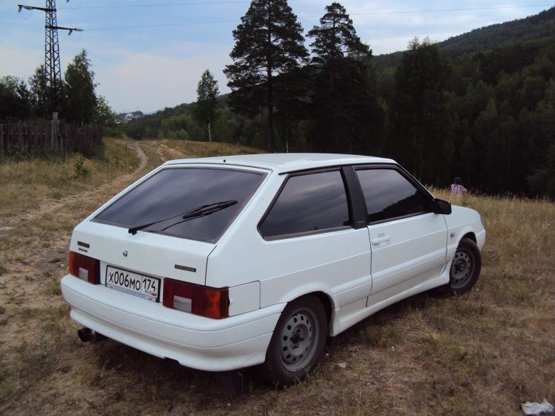 ВАЗ 2113 белая