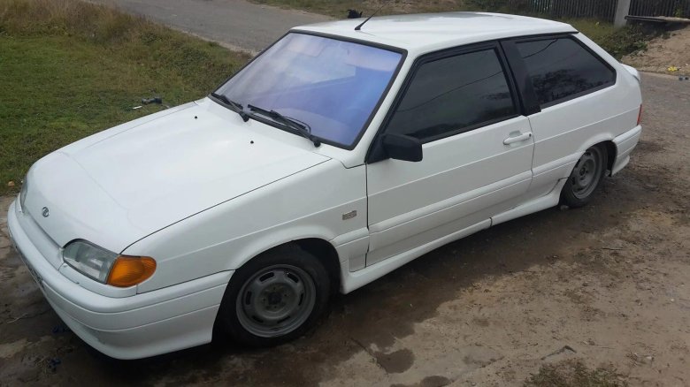 ВАЗ 2113 на болотных штампах