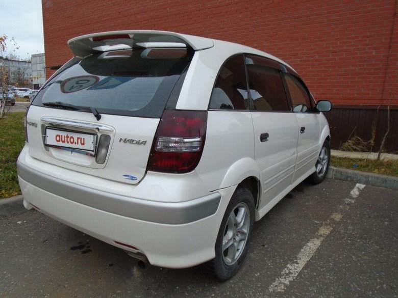 Toyota nadia 1998 2003