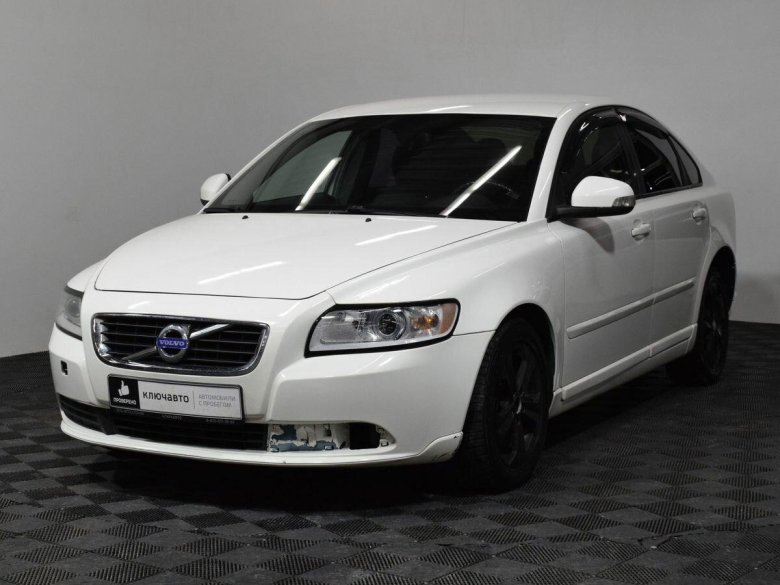 Вольво белая