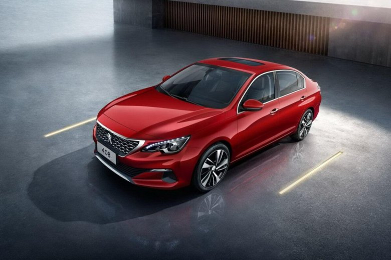 Peugeot 408 2022