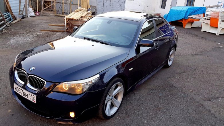 БМВ 5 серии 2004