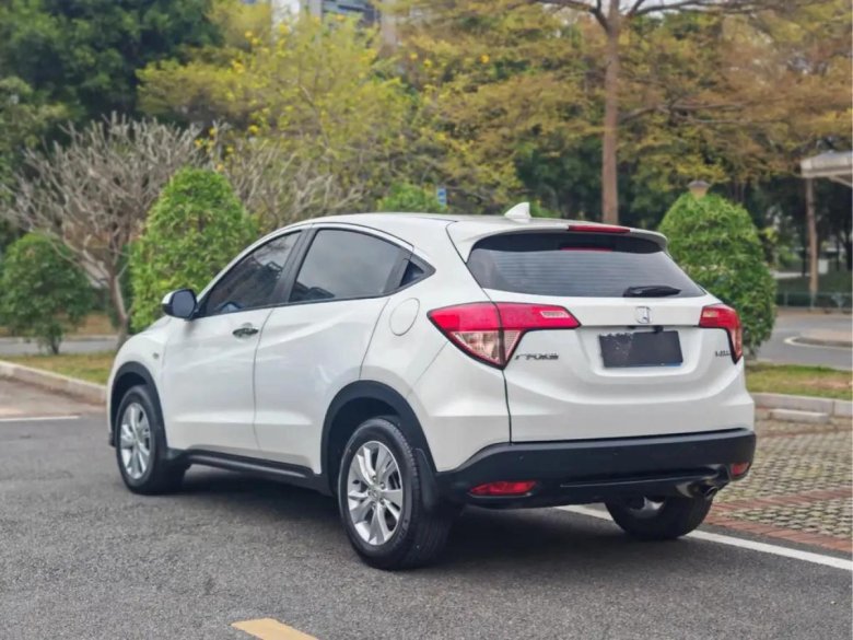 Honda vezel 2021