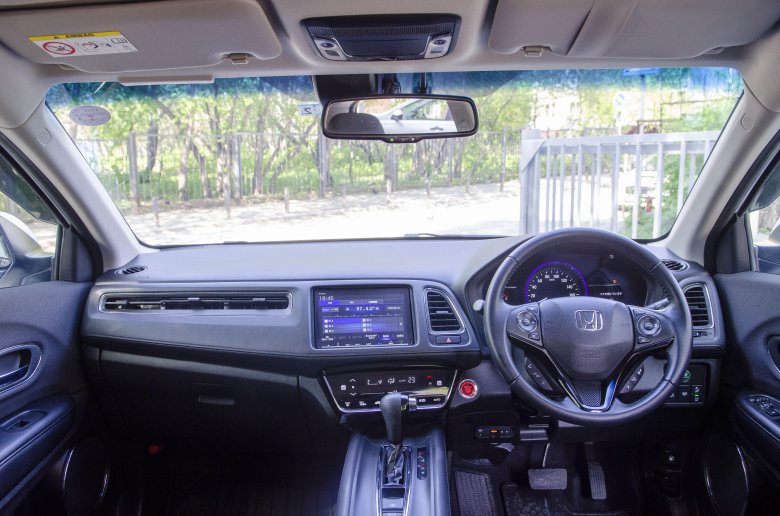 Хонда везел 2016