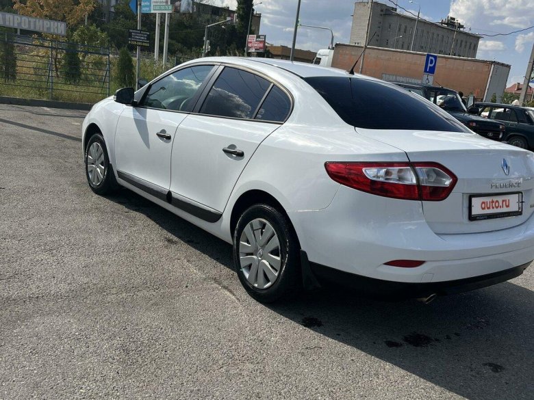 Рено флюенс 2012