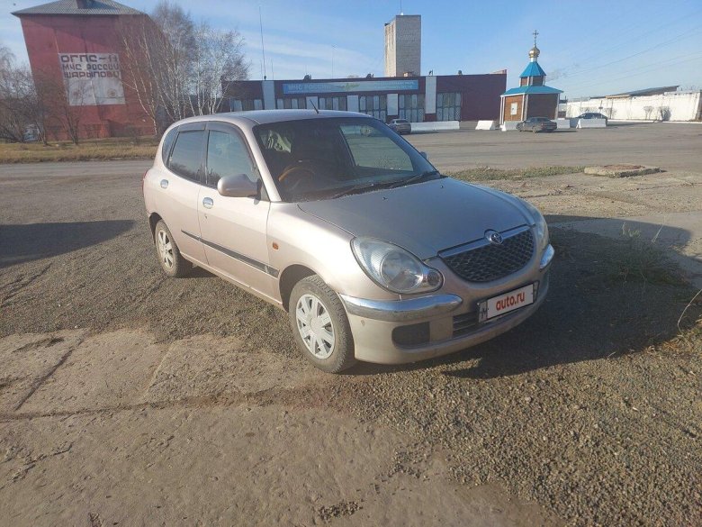 Тойота дуэт 2002