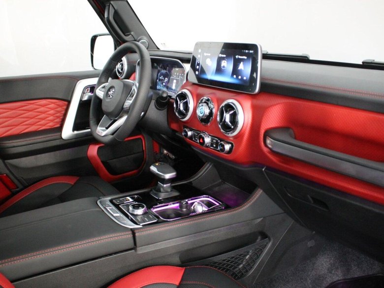 BAIC bj40 Plus салон