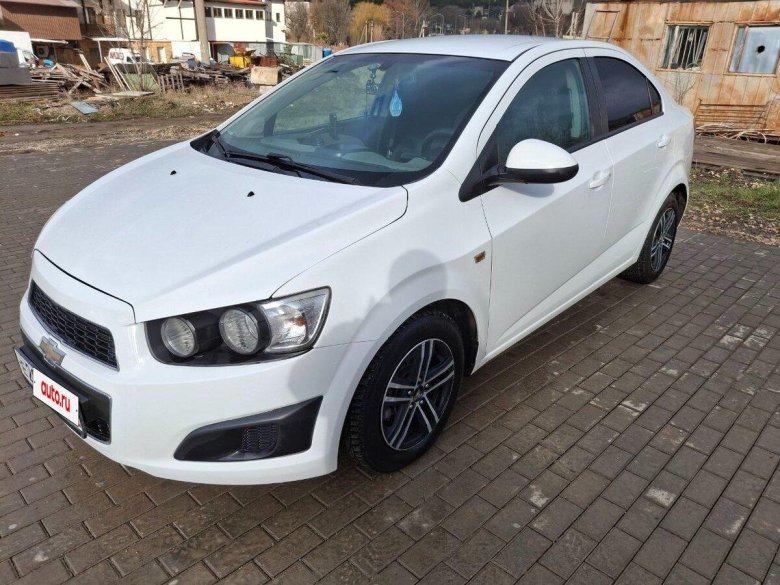 Шевроле авео белый седан