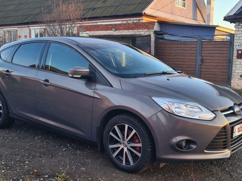 Форд фокус 3 серо-коричневый