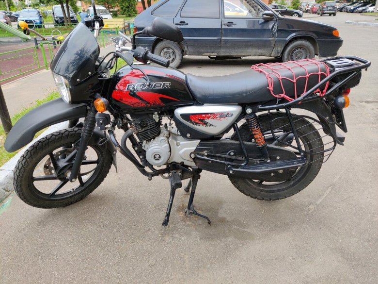 Мотоцикл bajaj boxer 150