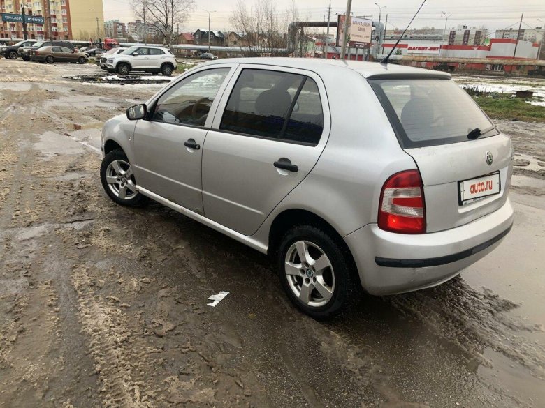 Шкода фабия седан 2003