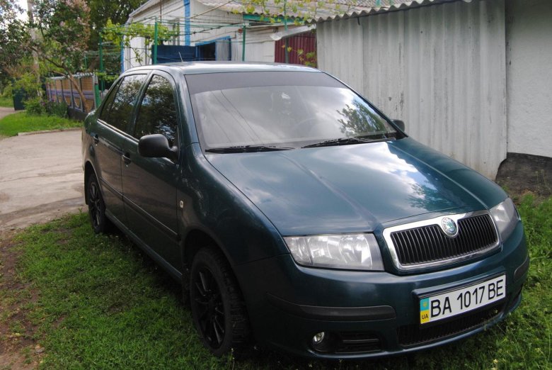 Шкода Фабия 2005 года