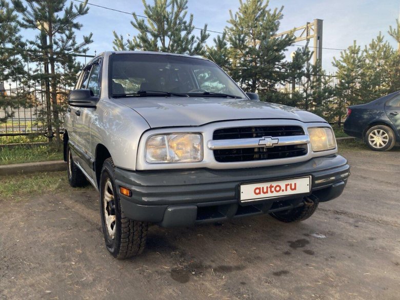 Шевроле трекер 2000
