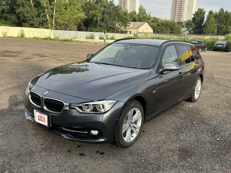 Серая бмв
