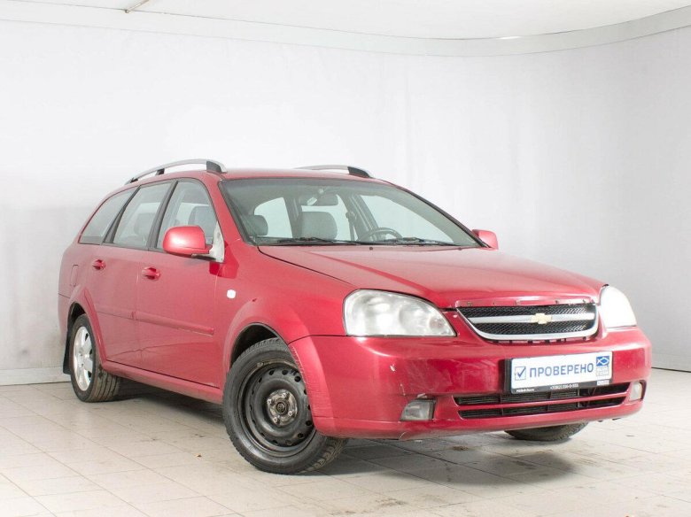 Шевроле Лачетти универсал красный