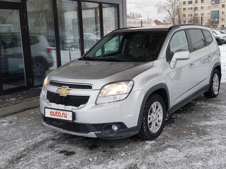 Chevrolet Orlando 2010 — 2018 серебристый