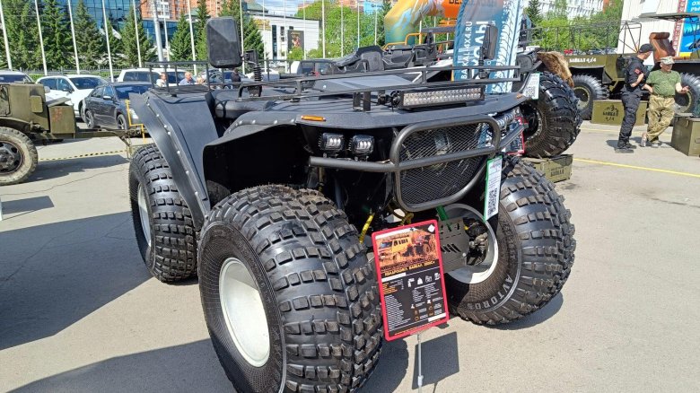 Квадроцикл болотоход сокол