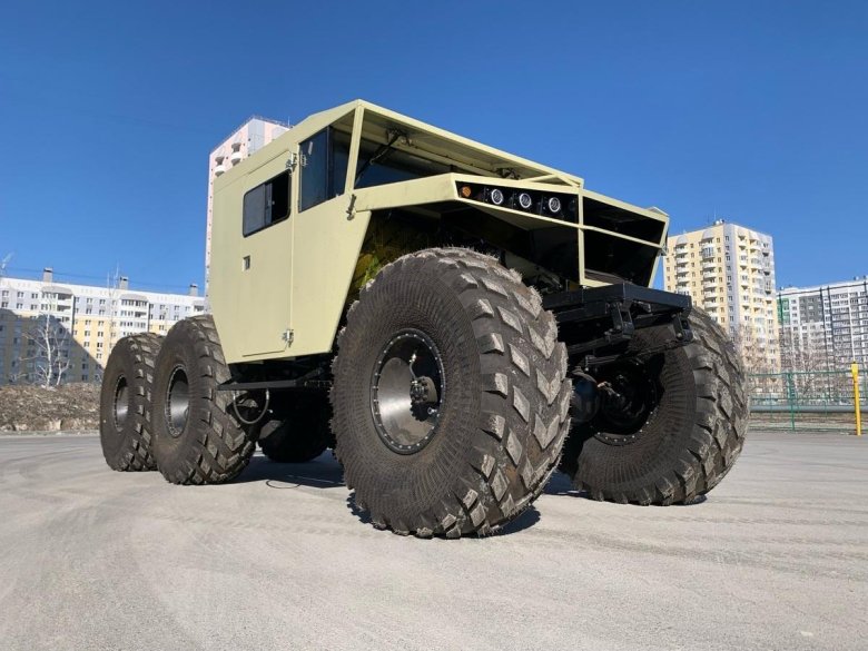 Вездеход на больших колесах