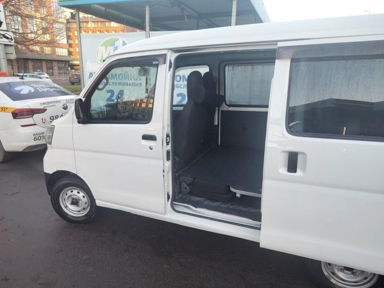 Тойота таун айс 2018