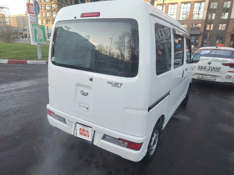 Daihatsu hijet 2016