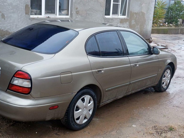 Дэу леганза 2000 год