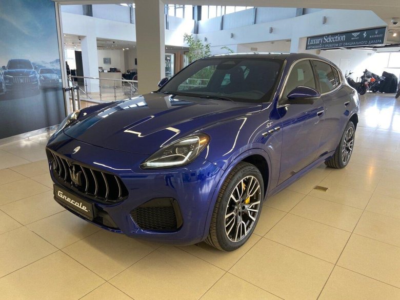 Автомобиль maserati