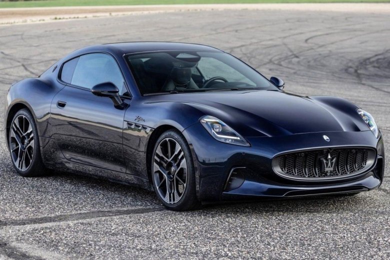 Мазерати 2023