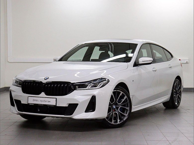 Белая бмв