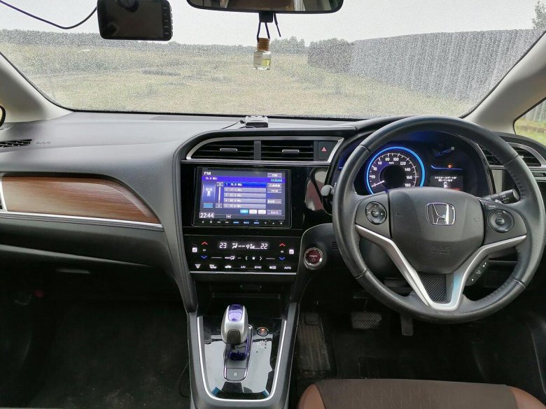 Honda Shuttle комплектации