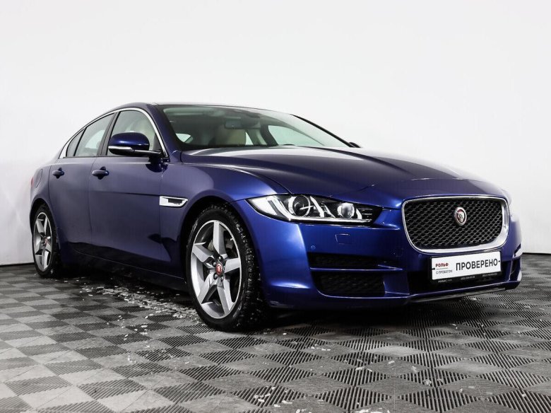 Jaguar xe 2018