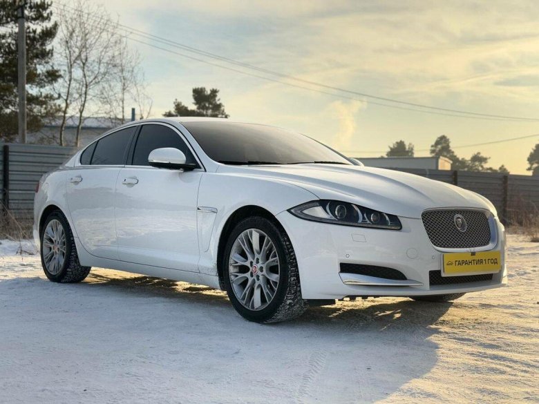 Jaguar xf 2011