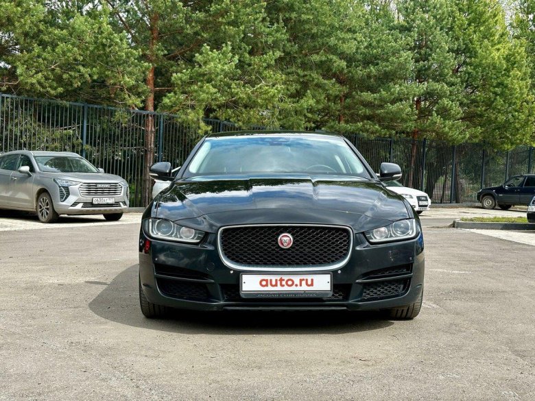 Jaguar xe 2.0 2018