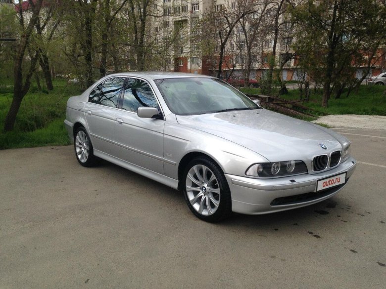 БМВ 5 седан 2002