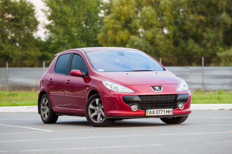 Пежо 307 красный