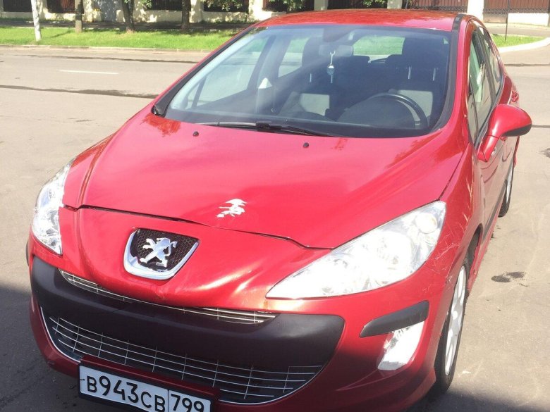 Пежо 308 красная