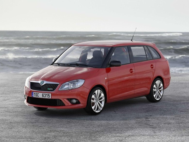 Skoda Fabia 2010 универсал