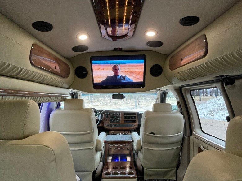 Chevrolet express 2021