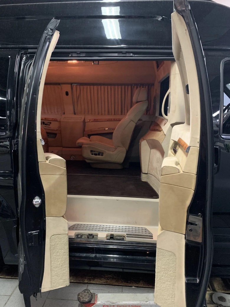 Chevrolet Express Depp Platinum