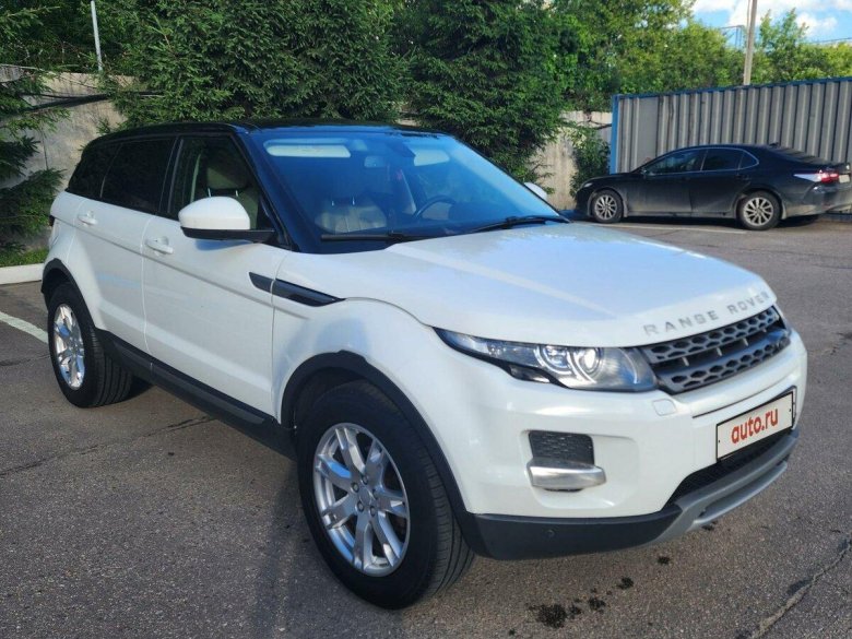 Рендж ровер эвок белый