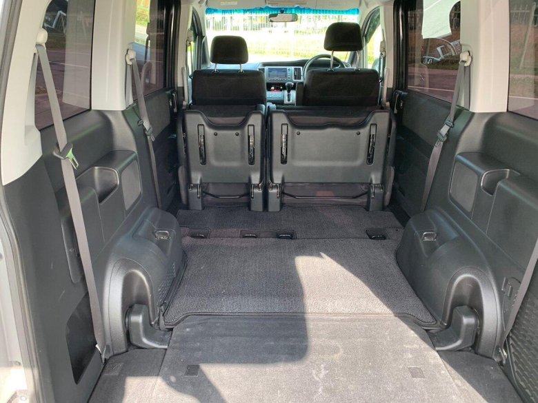 Honda Stepwgn spada салон