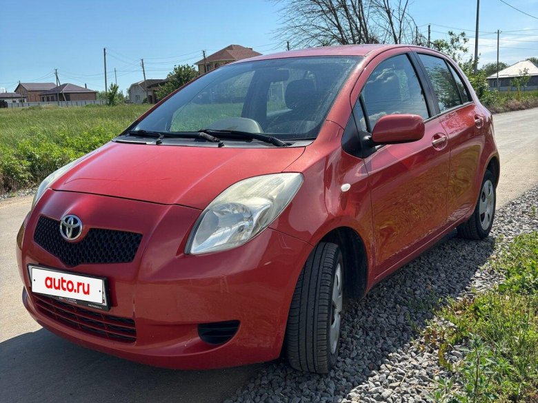 Тойота ярис 2005 года