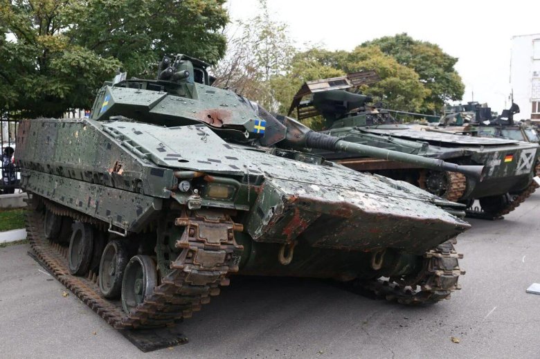 Шведская бмп cv 90