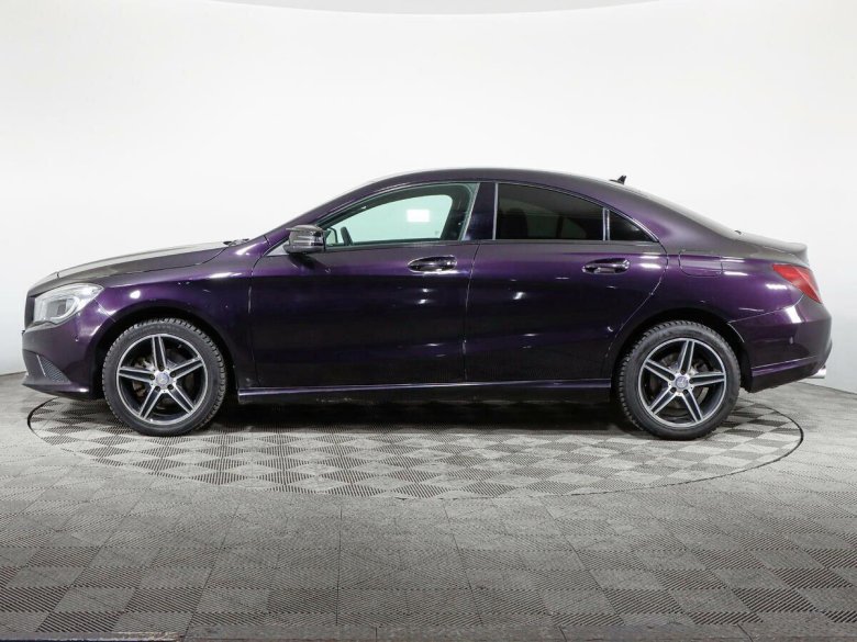 Mercedes benz cla 200